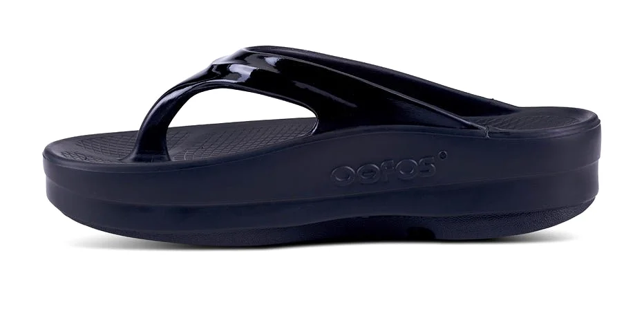 Oofos Women's Oomega Oolala Recovery Thong Sandal - Black