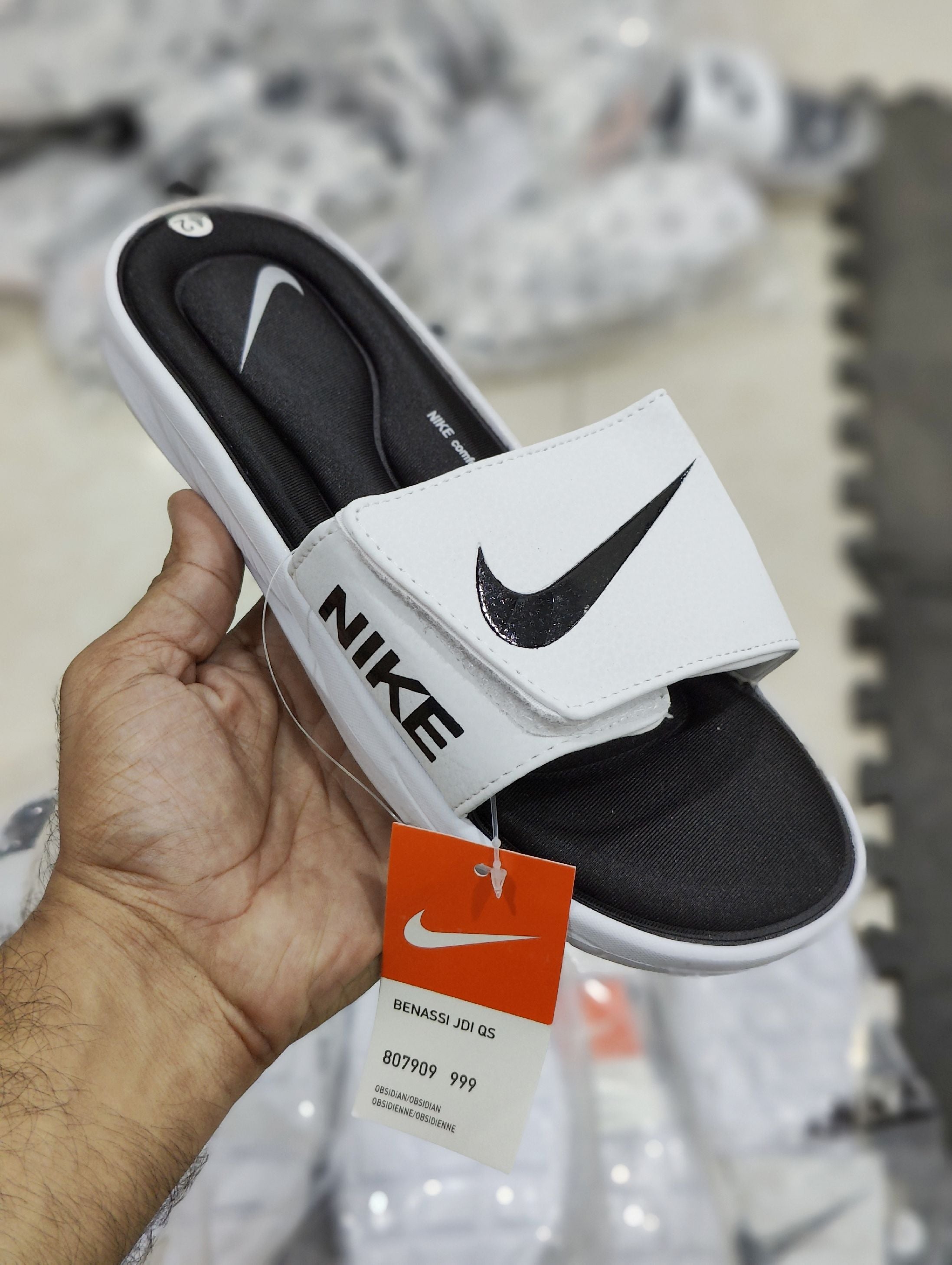 ORIGINAL NIKE Memory Foam OEM Guaranteed Slides