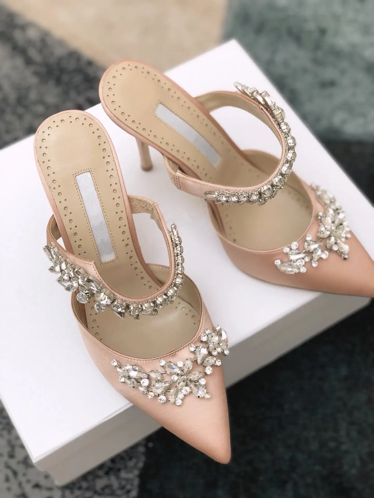 Yellow high heels satin rhinestone pointed sandals